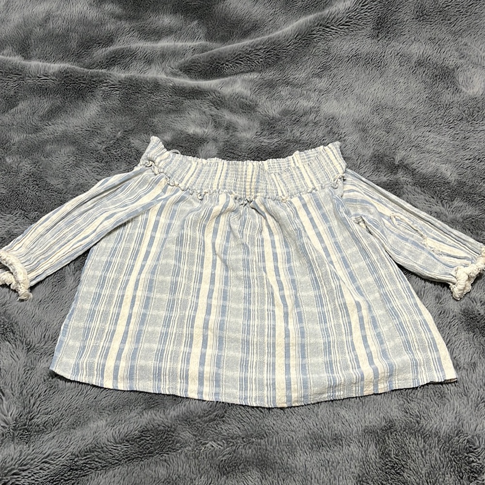Off the shoulder Lucky Brand top size XL